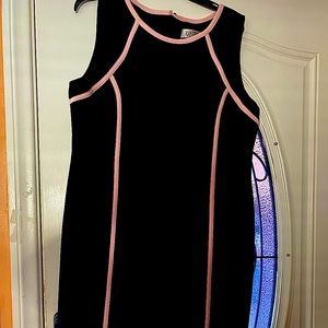 Kasper Aline fully lined career dress. Size 16 black pick accents